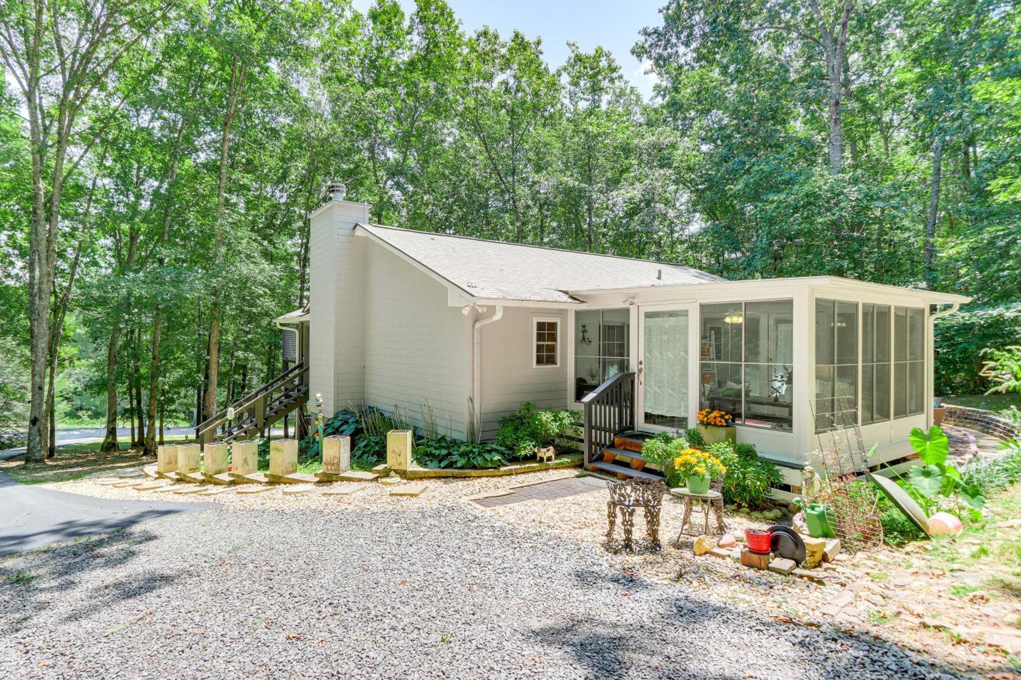Pet-Friendly Home With Hot Tub In Blue Ridge! Dış mekan fotoğraf